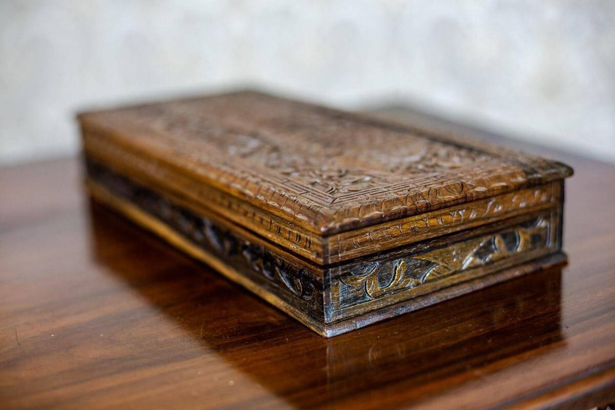 20th Century Indonesian Carved Coffret, 1930s