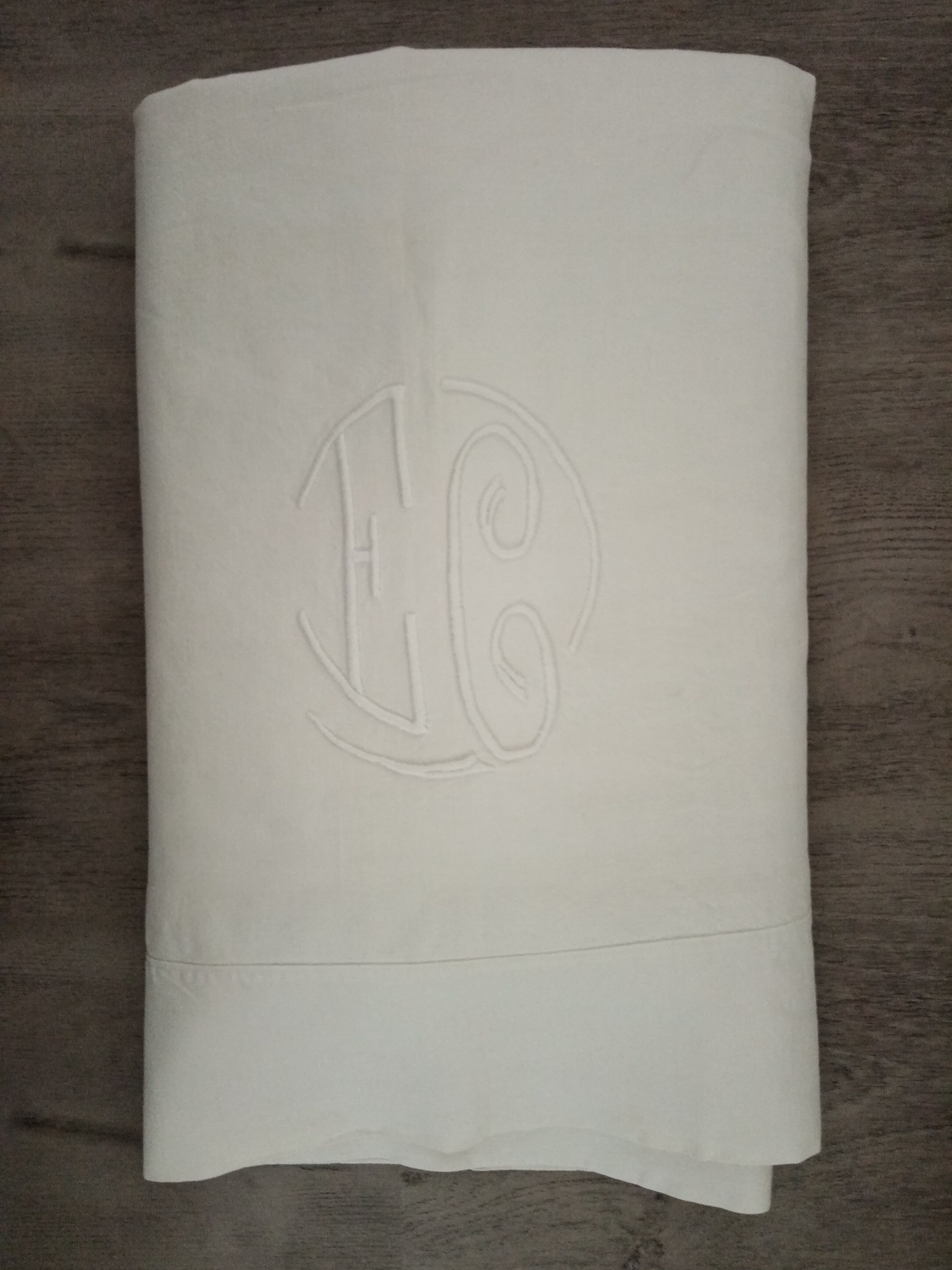 Old embroidered monogrammed sheet EC métis sheet 285 x 200 cm