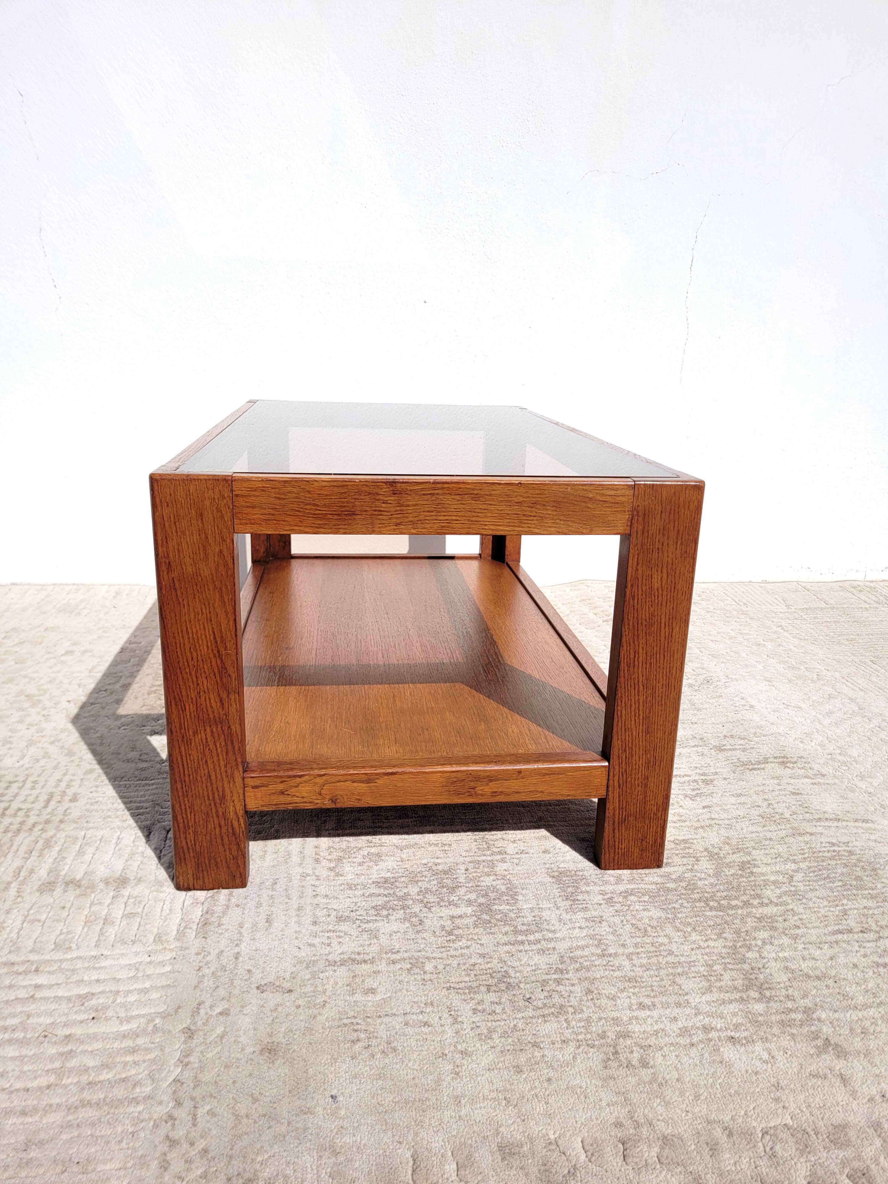 Table basse vintage bois et verre fumé 1970