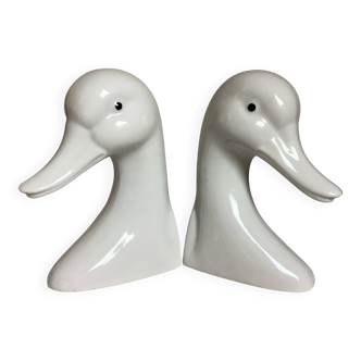 Pair of bookends with ducks, geese, and birds