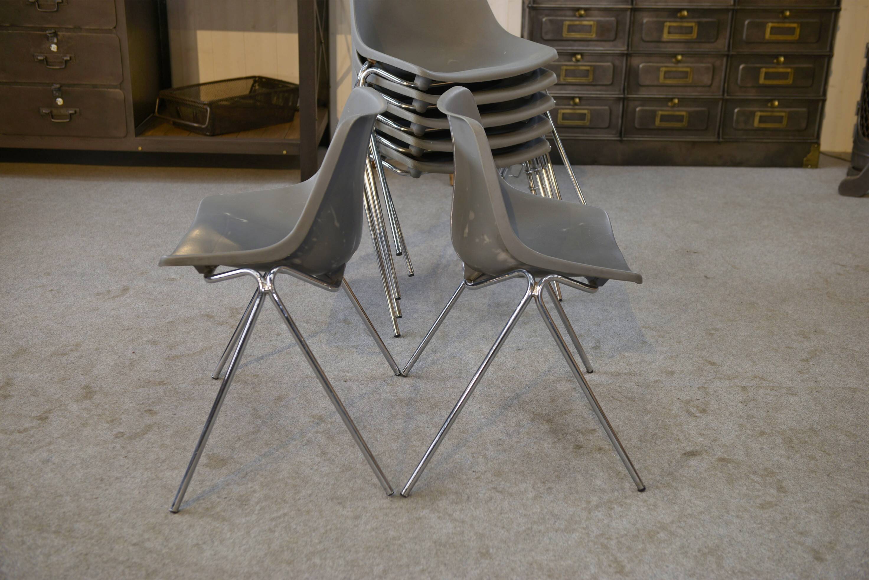 Chair published by Lafa 1970
