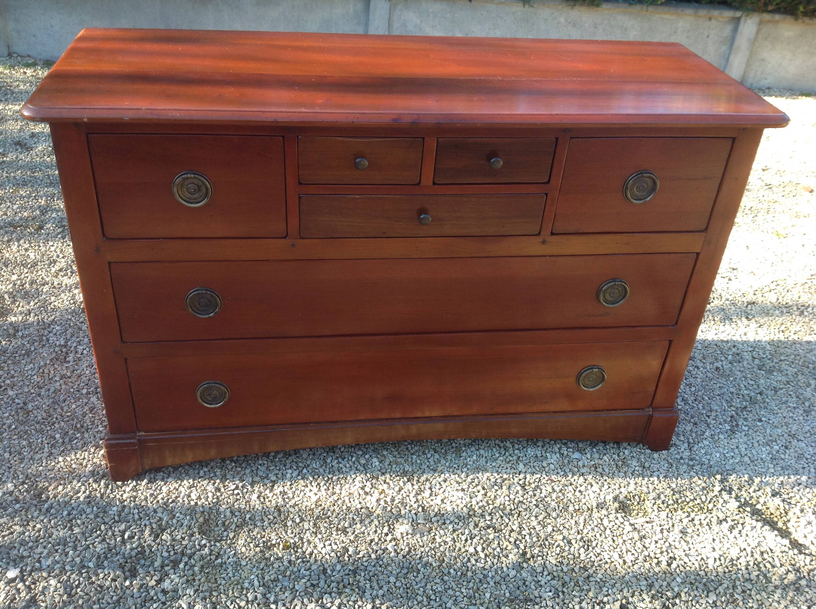 Large 7-drawer chest of drawers