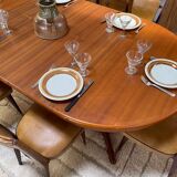 Oval Scandinavian table