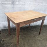 Farm table