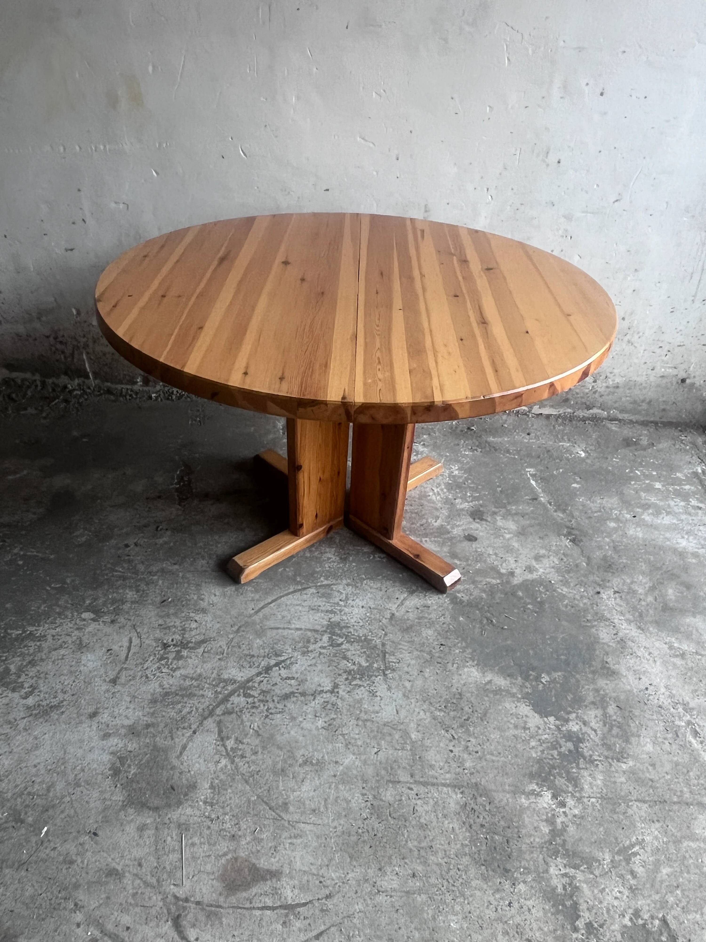 Table à manger extensible en pin massif, Scandinavie, années 1970