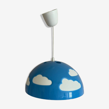 Suspension nuage bleu Ikea modèle Skojig