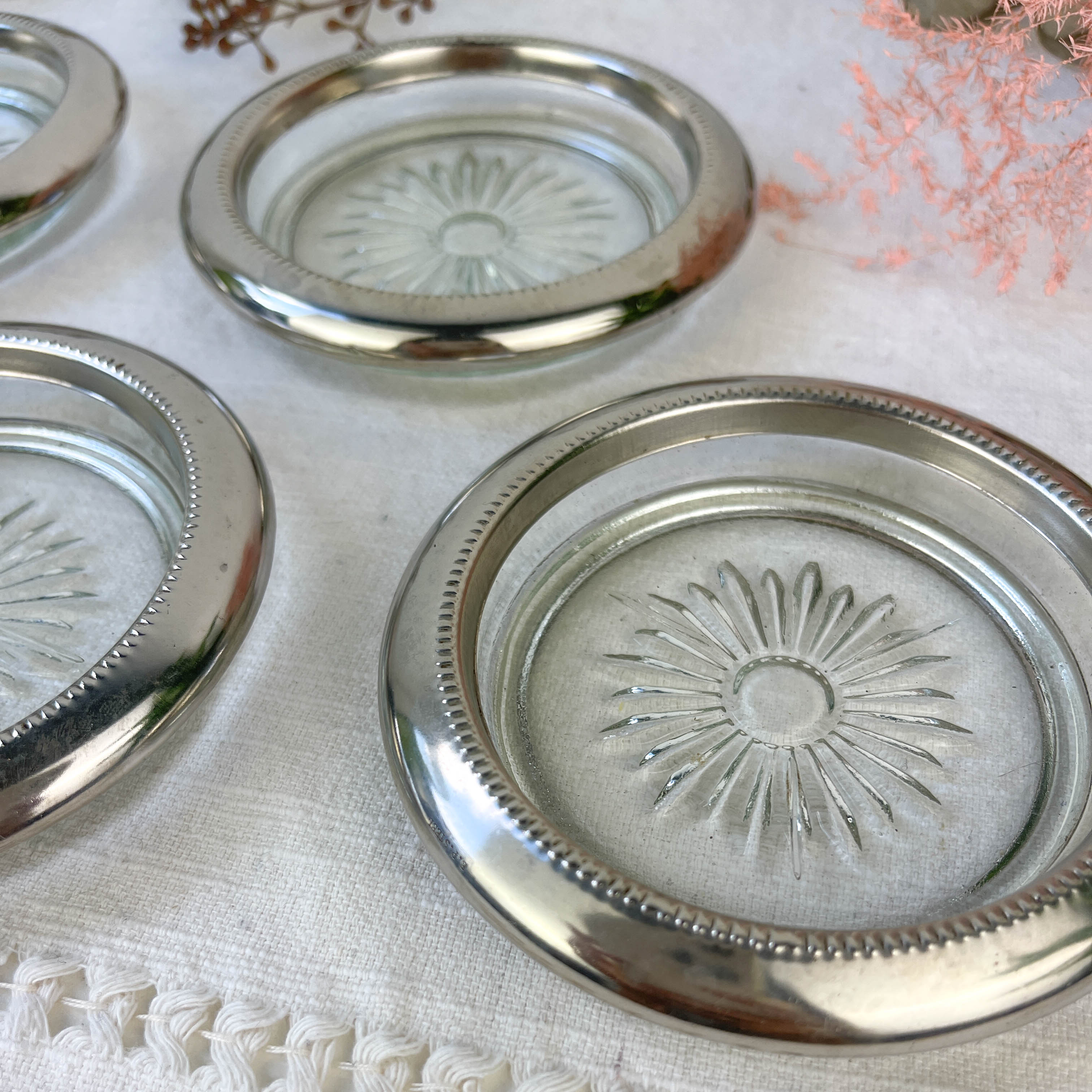 4 vintage glass coasters in glass and silver metal Leonard Silverplate style