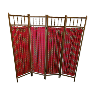 Vintage screen