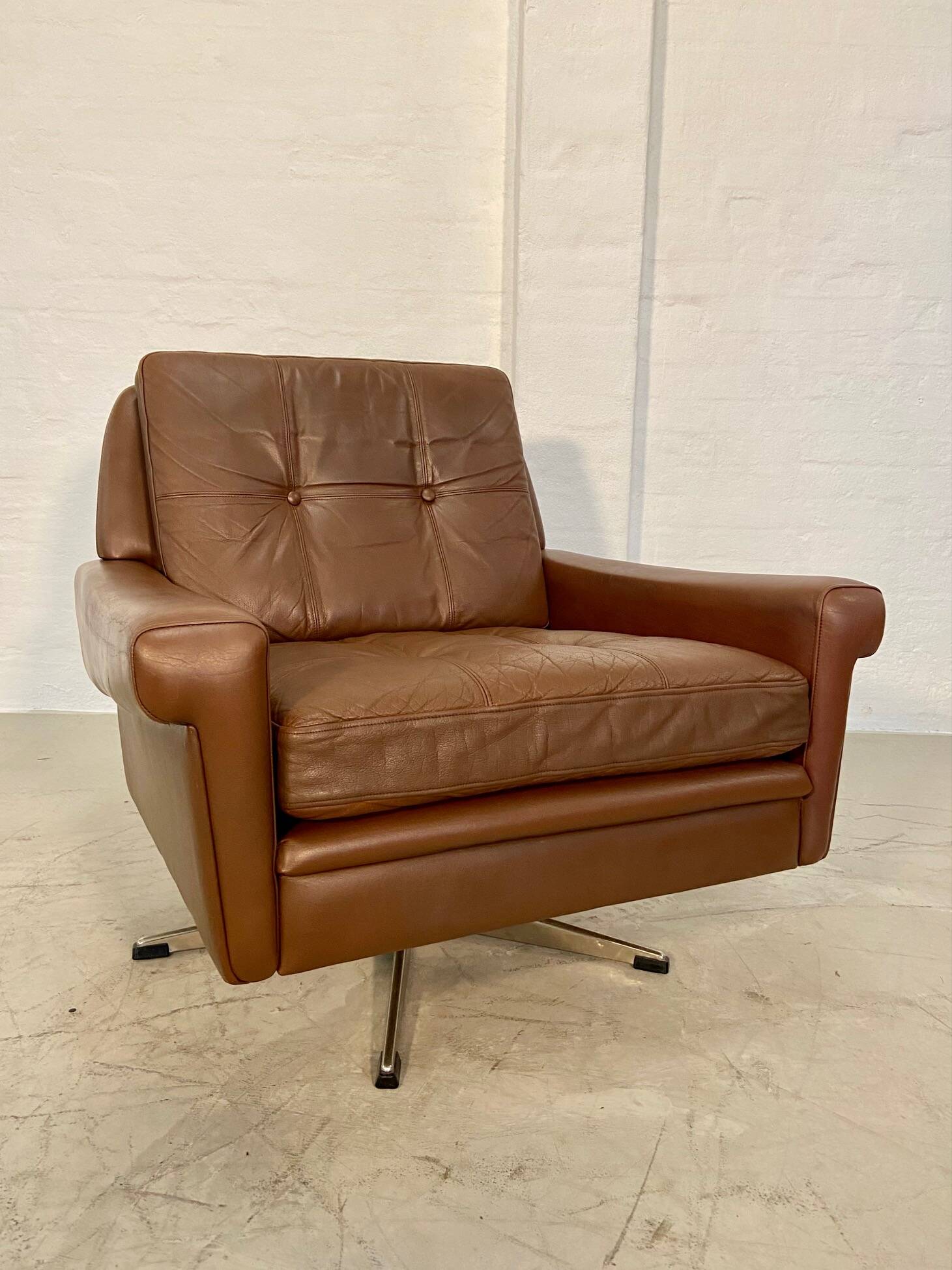 Vintage danish retro mid-century svend skipper brown leather chair & stool 60s