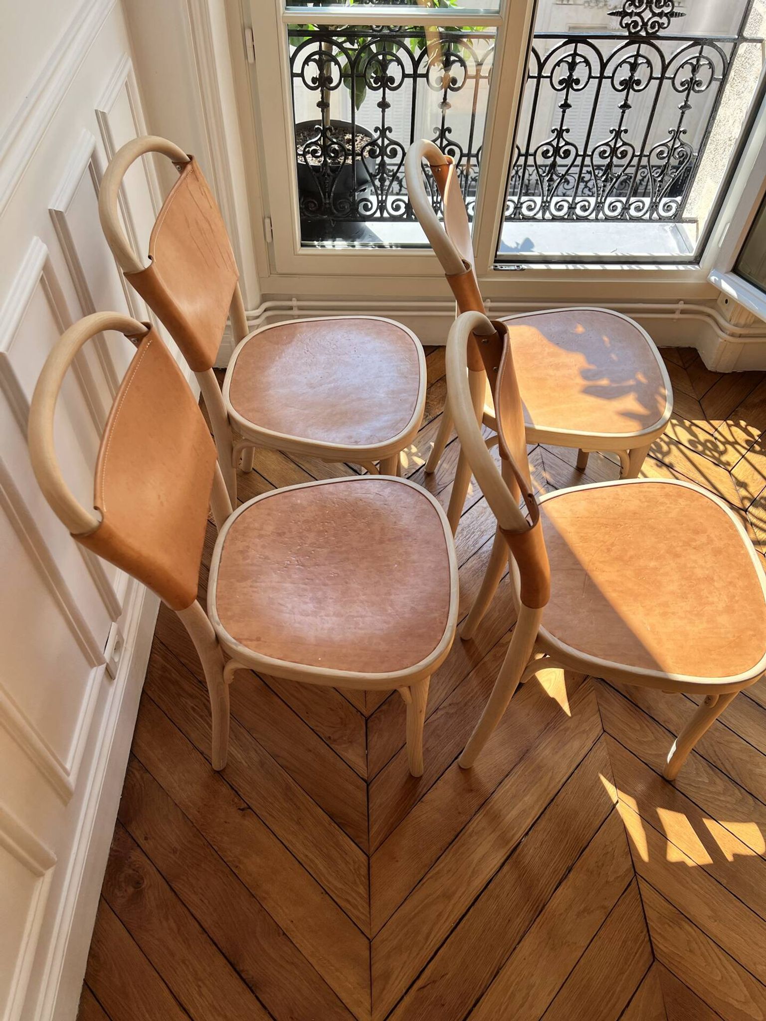 4 Gemla Vilda 3 dining chairs – Solid beech and natural leather – Sweden