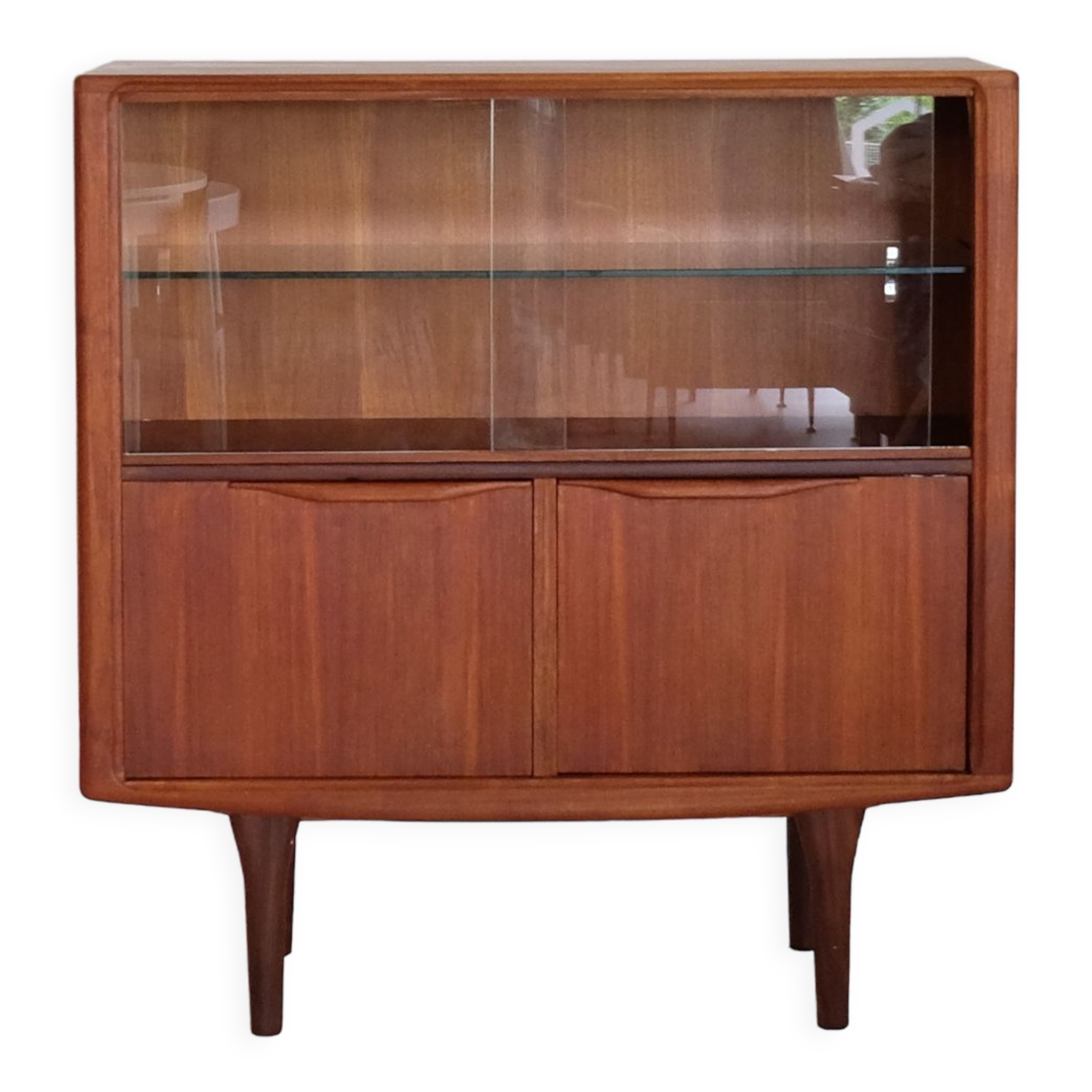 Teak showcase 60s