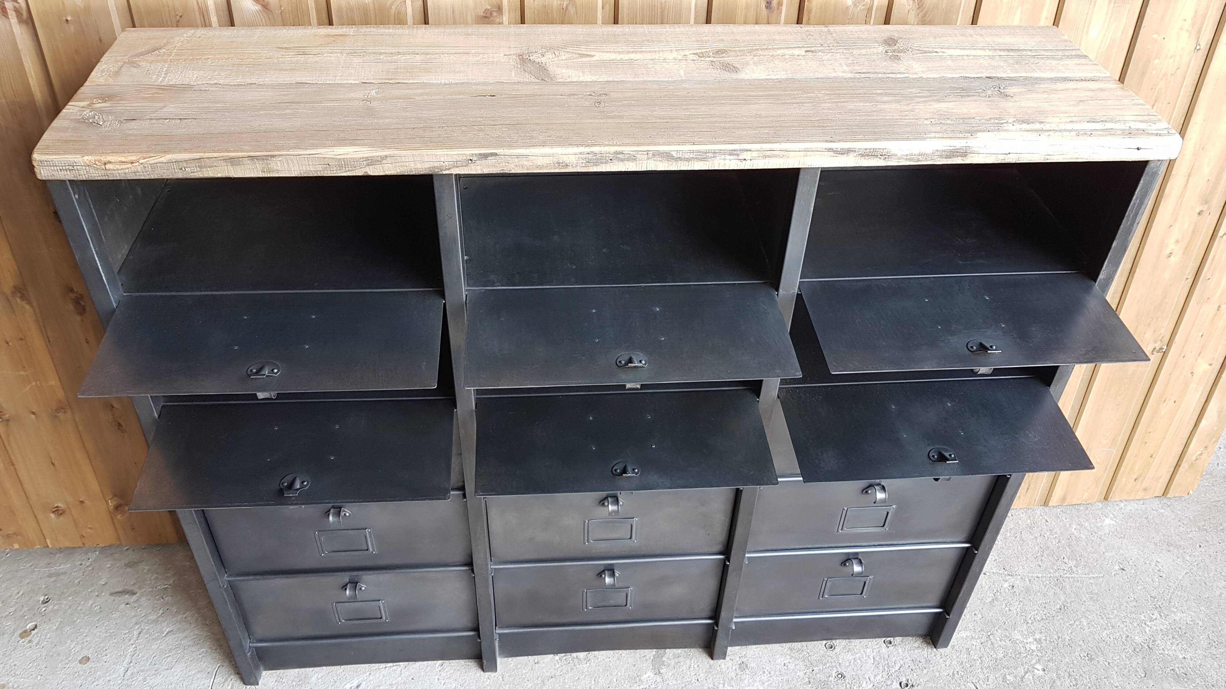 Strafor valve furniture