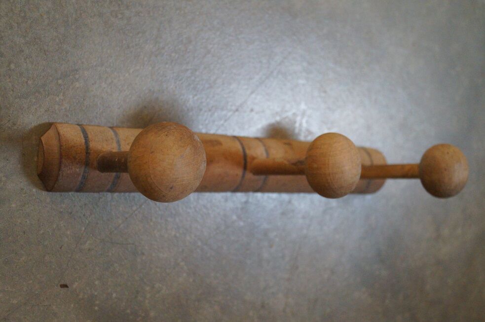 1900 wall coat holder