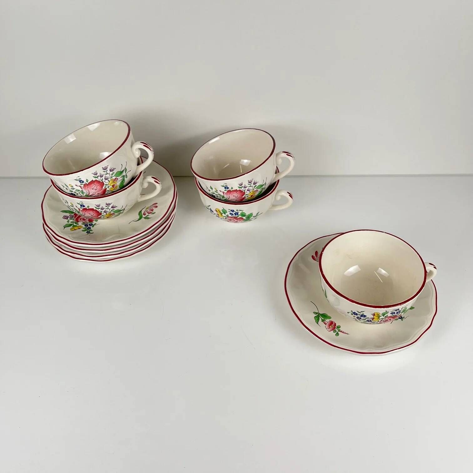 Set of 5 large cups with saucers, Réverbère model by KG Lunéville.