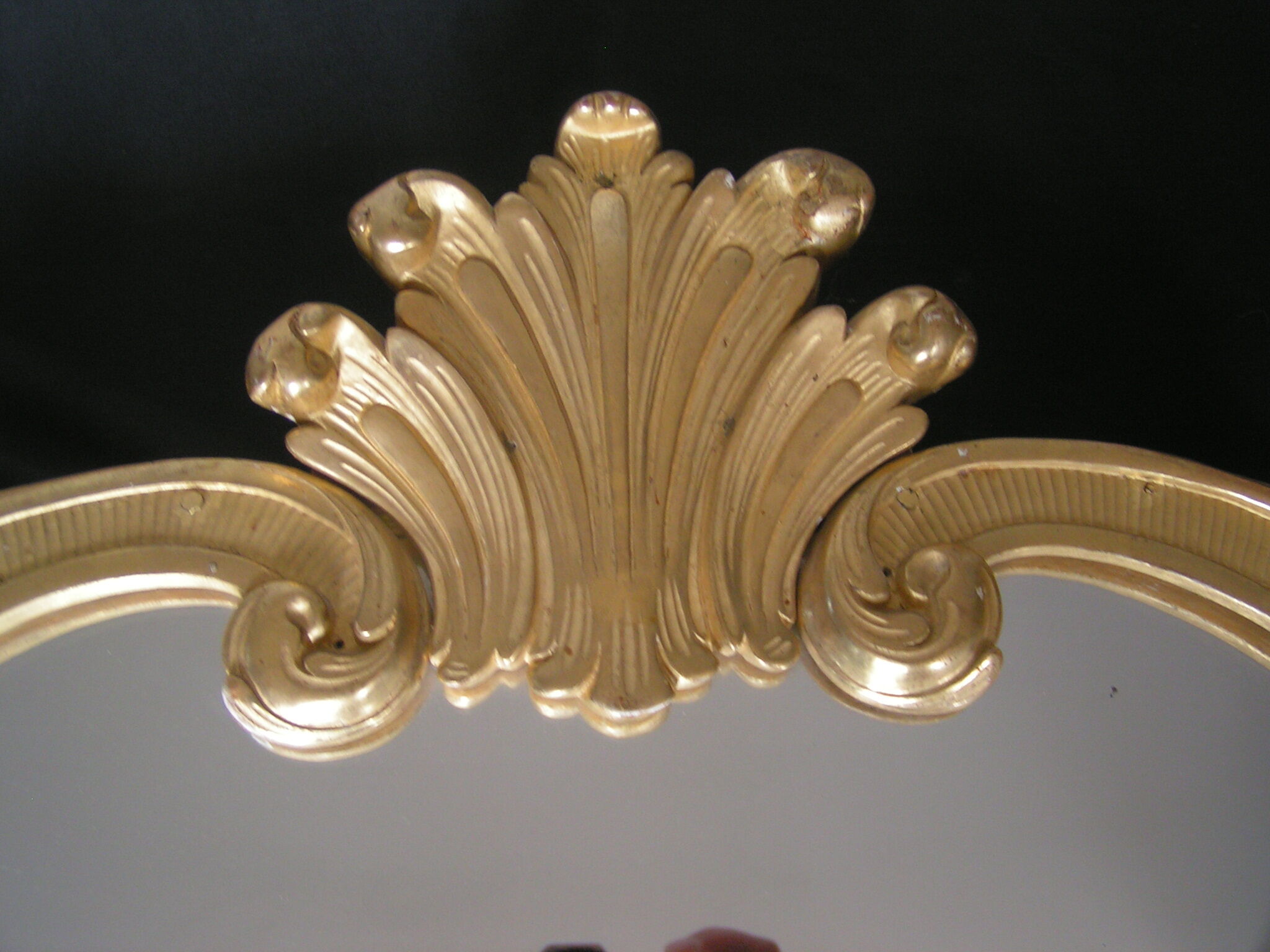 Miroir fronton en bois doré XIXeme style Louis XV - 78x49cm