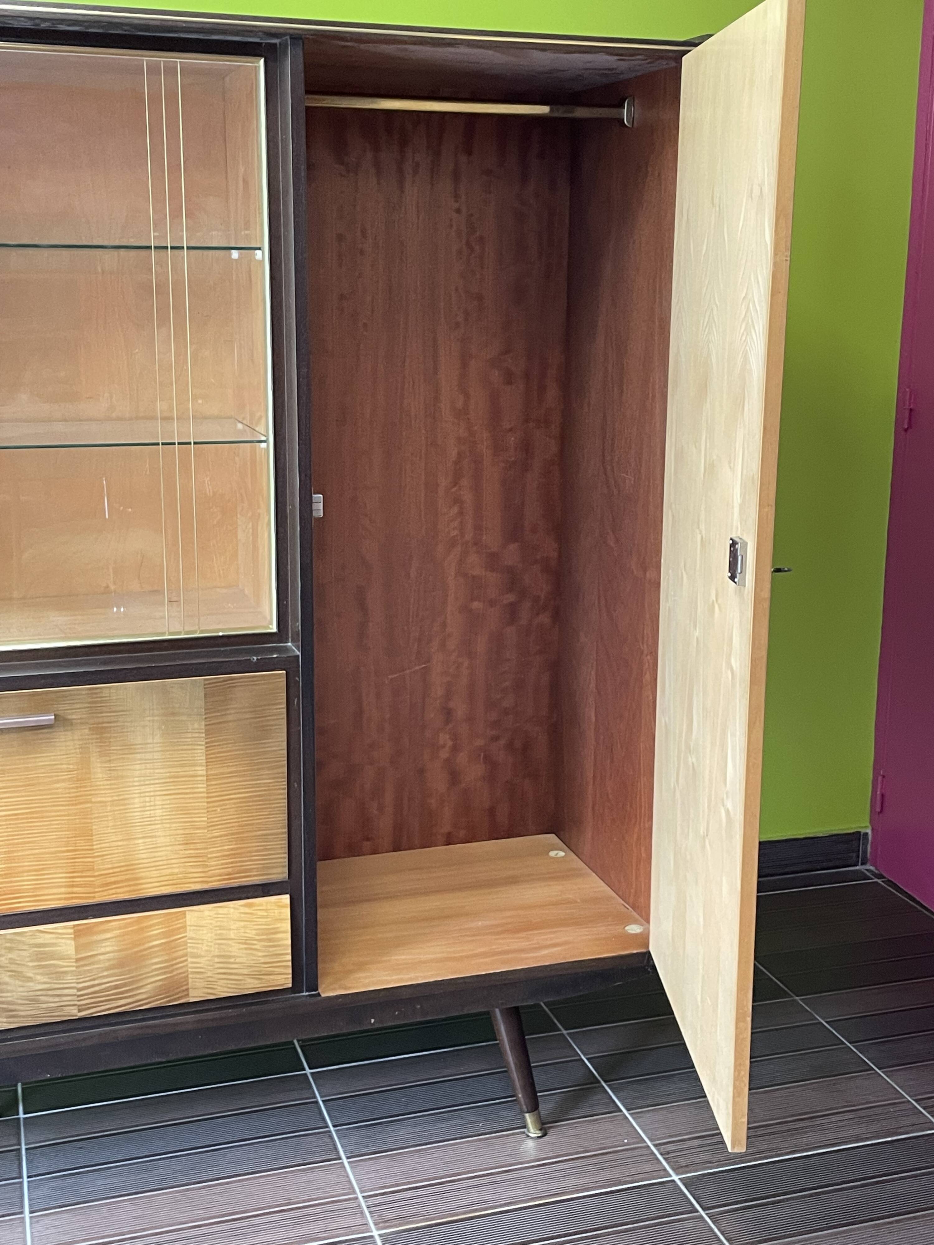 Vintage secretary cabinet from the 50s/60s in walnut and birch with compass feet