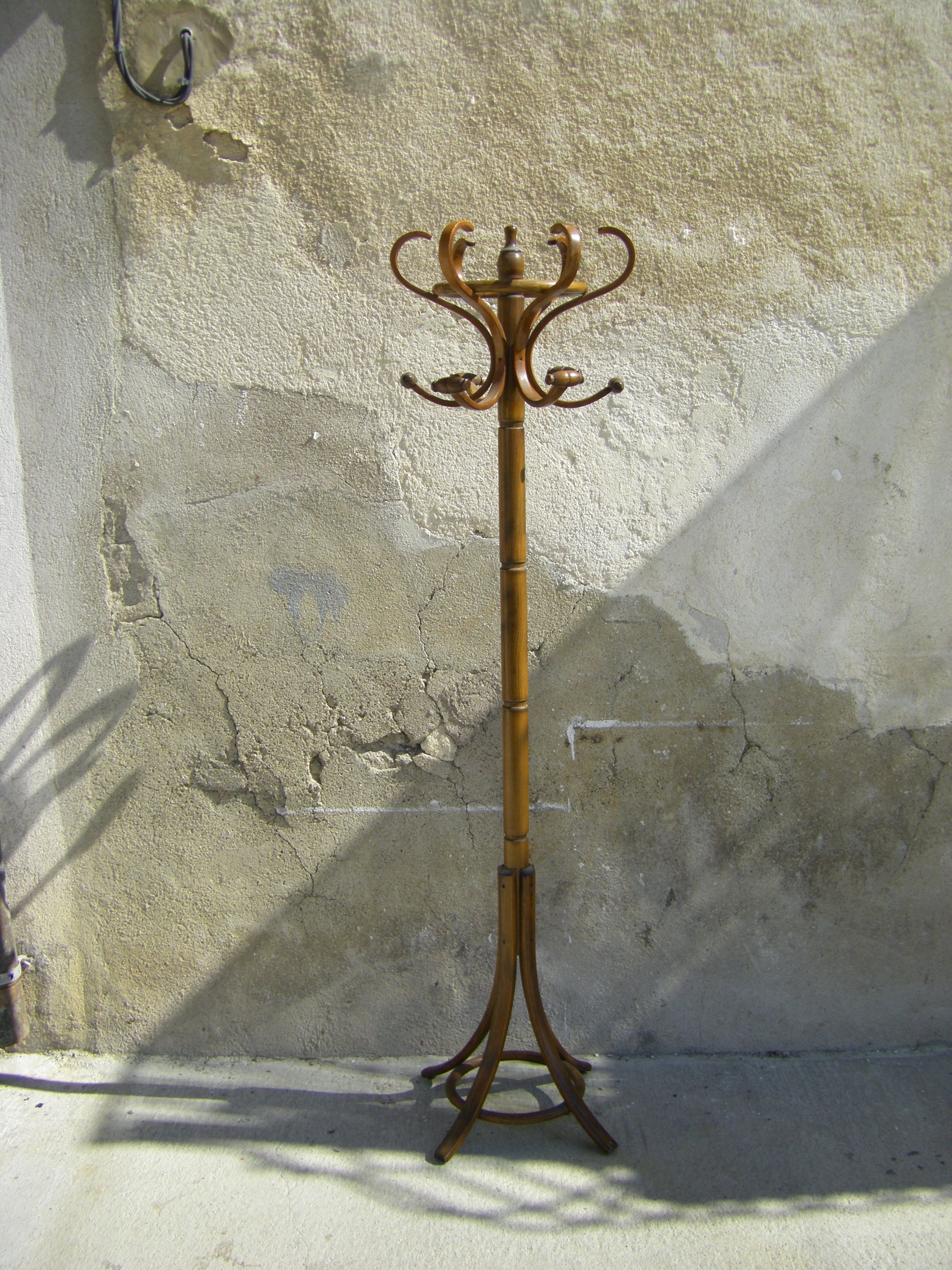 Vintage parrot coat rack