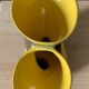 Vase jaune et noir