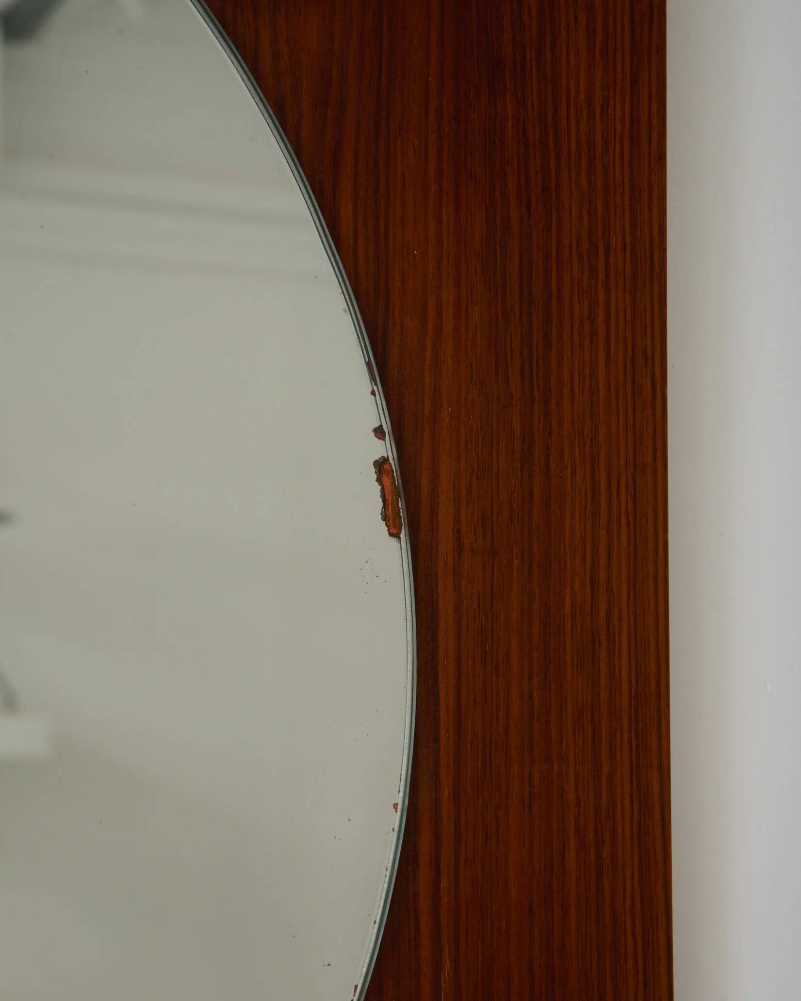 Miroir rond sur structure en teck, 1970