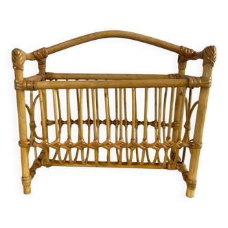 Porte-revue vintage en rotin