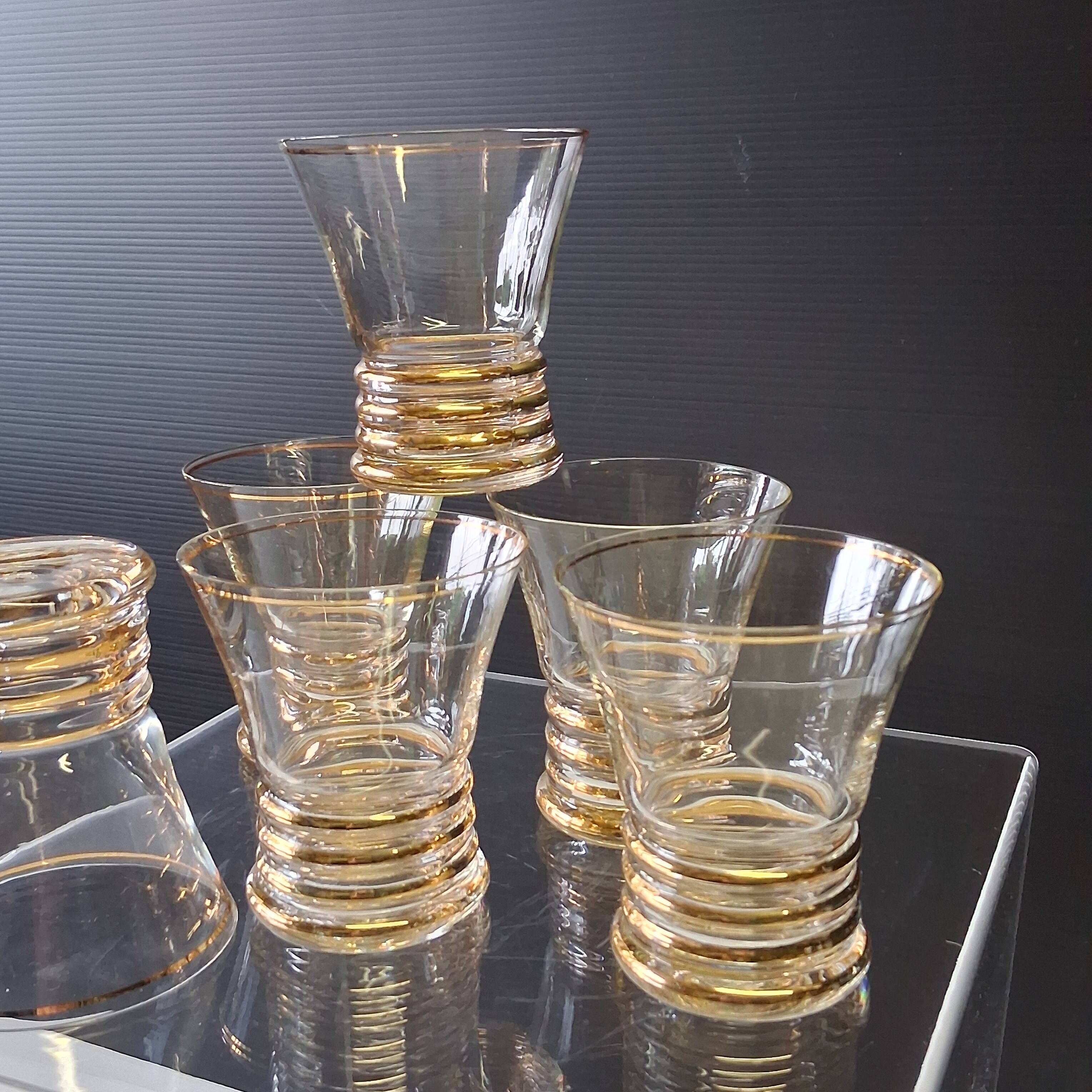 6 antique water glasses in good condition