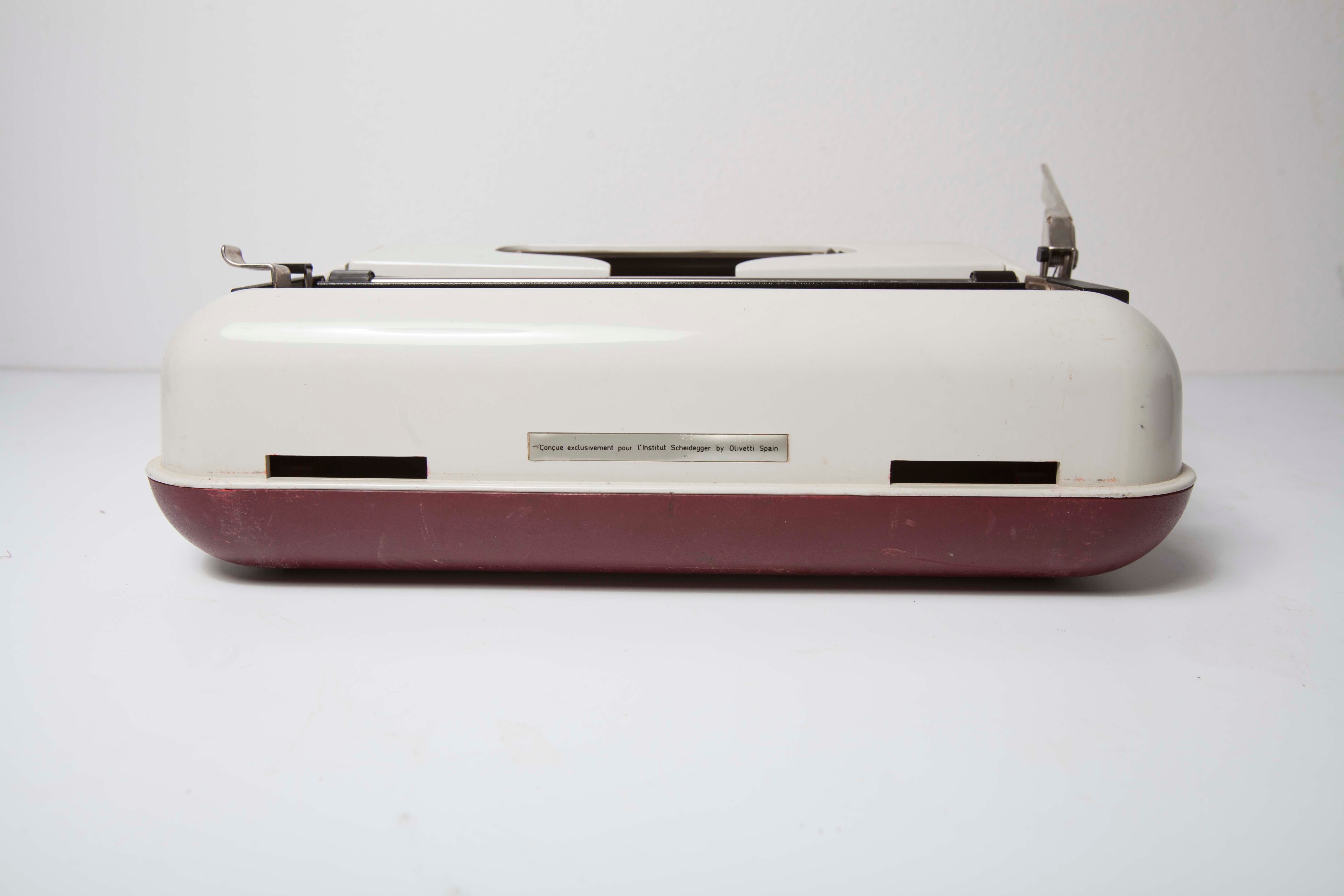 Sheidegger typewriter President by Olivetti