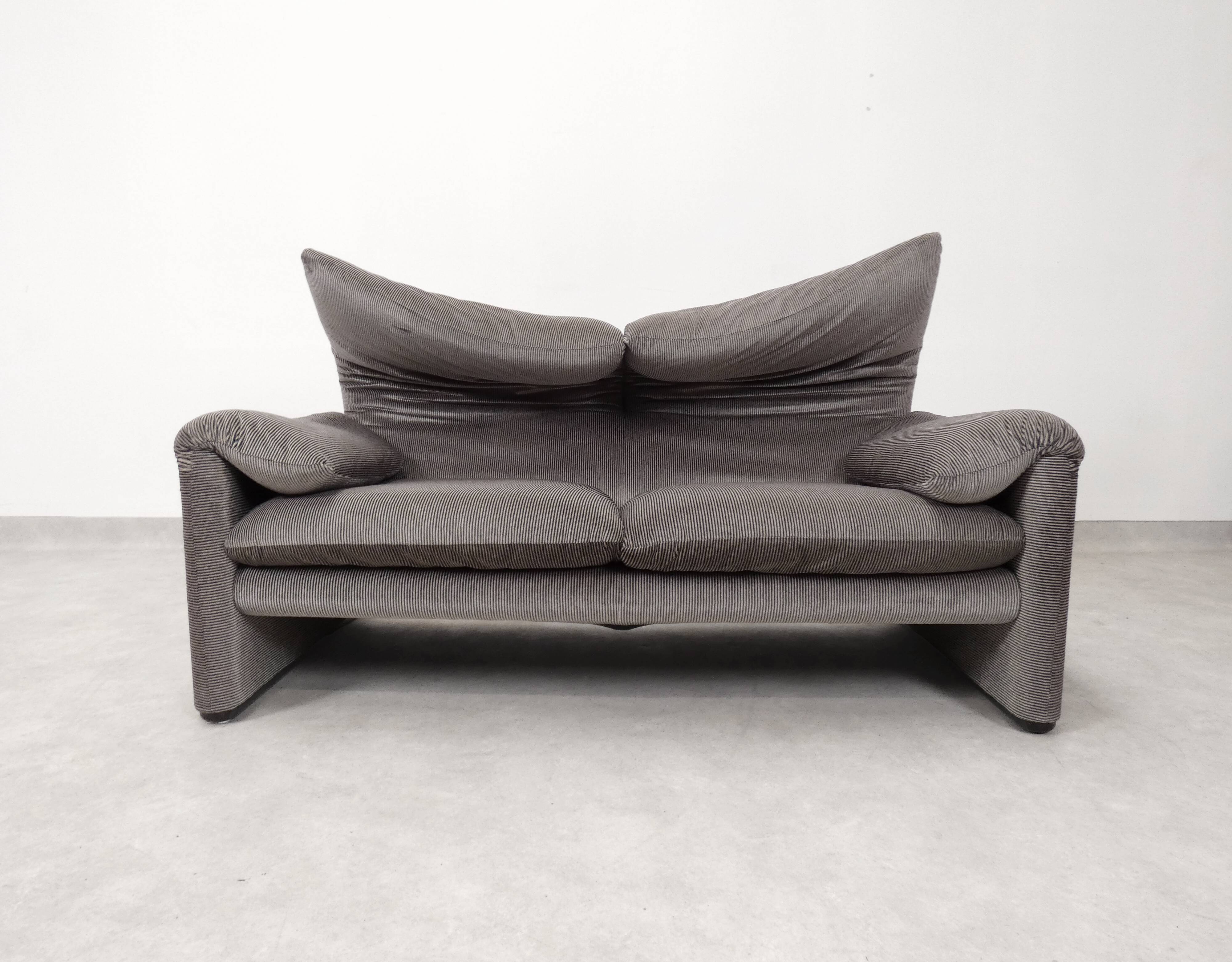 Cassina Maralunga 2 seater - bicolore gray