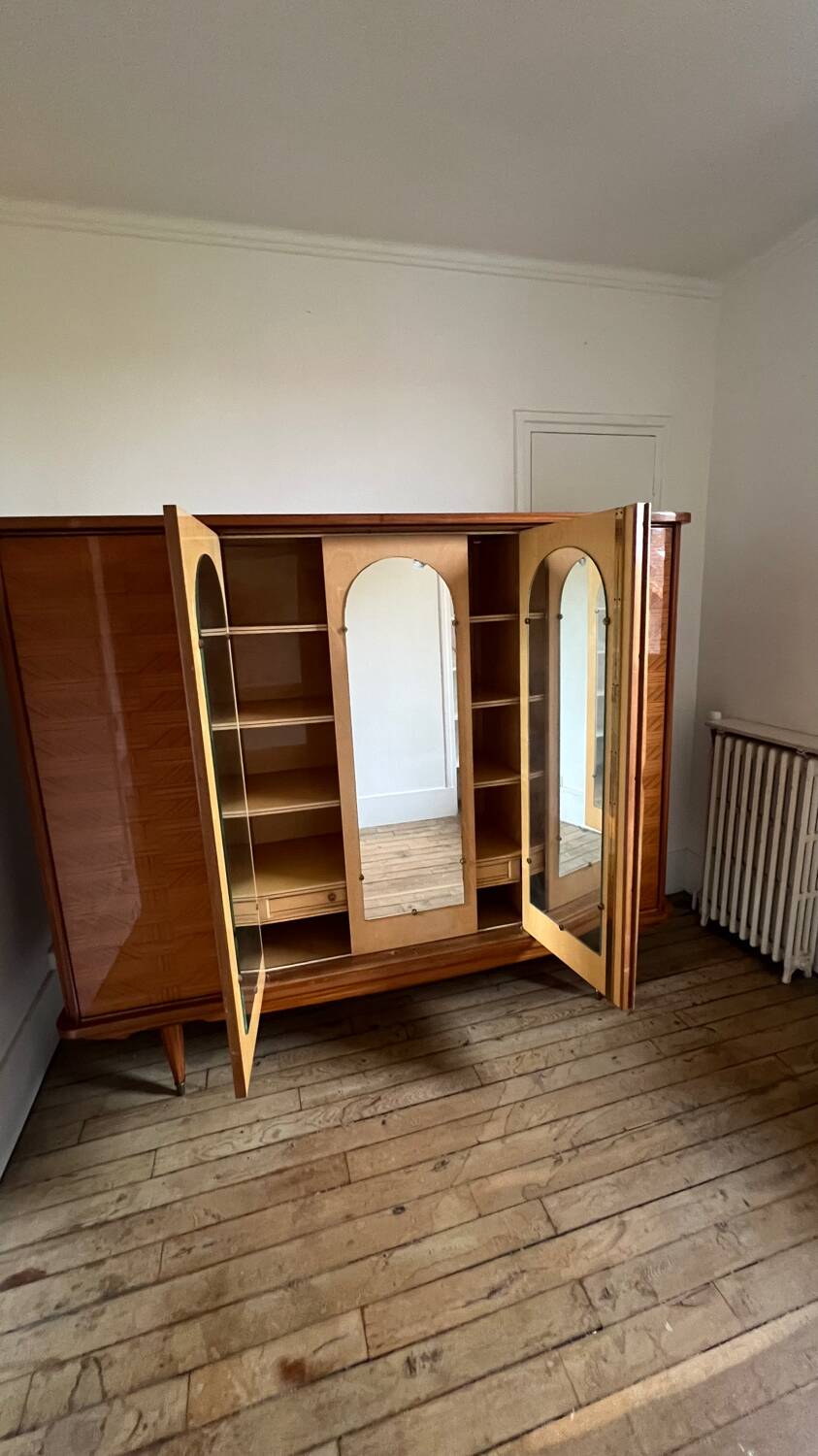 Armoire avec miroir vintage