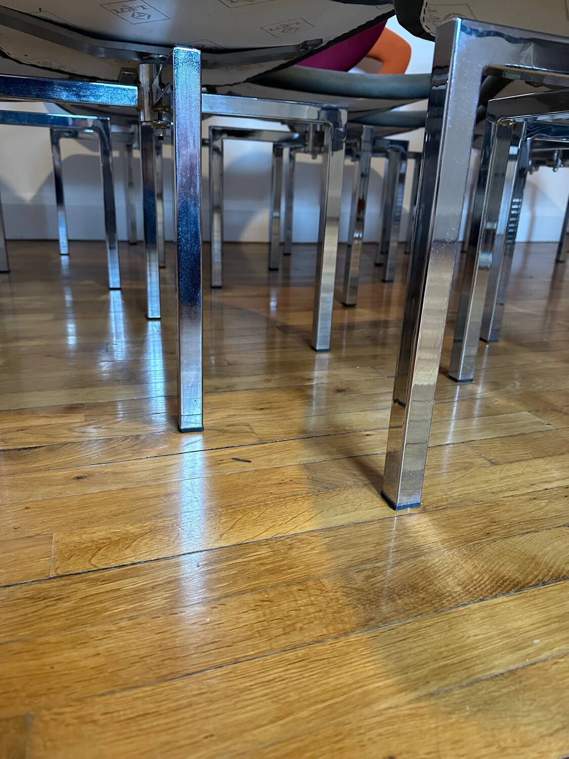 10 vintage Giorgio Saporiti chairs