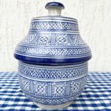 Antique covered butter pot "jobbana" from Morocco, Fes, signed Serghini.