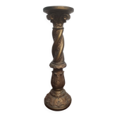 Twisted saddle column in gilded plaster