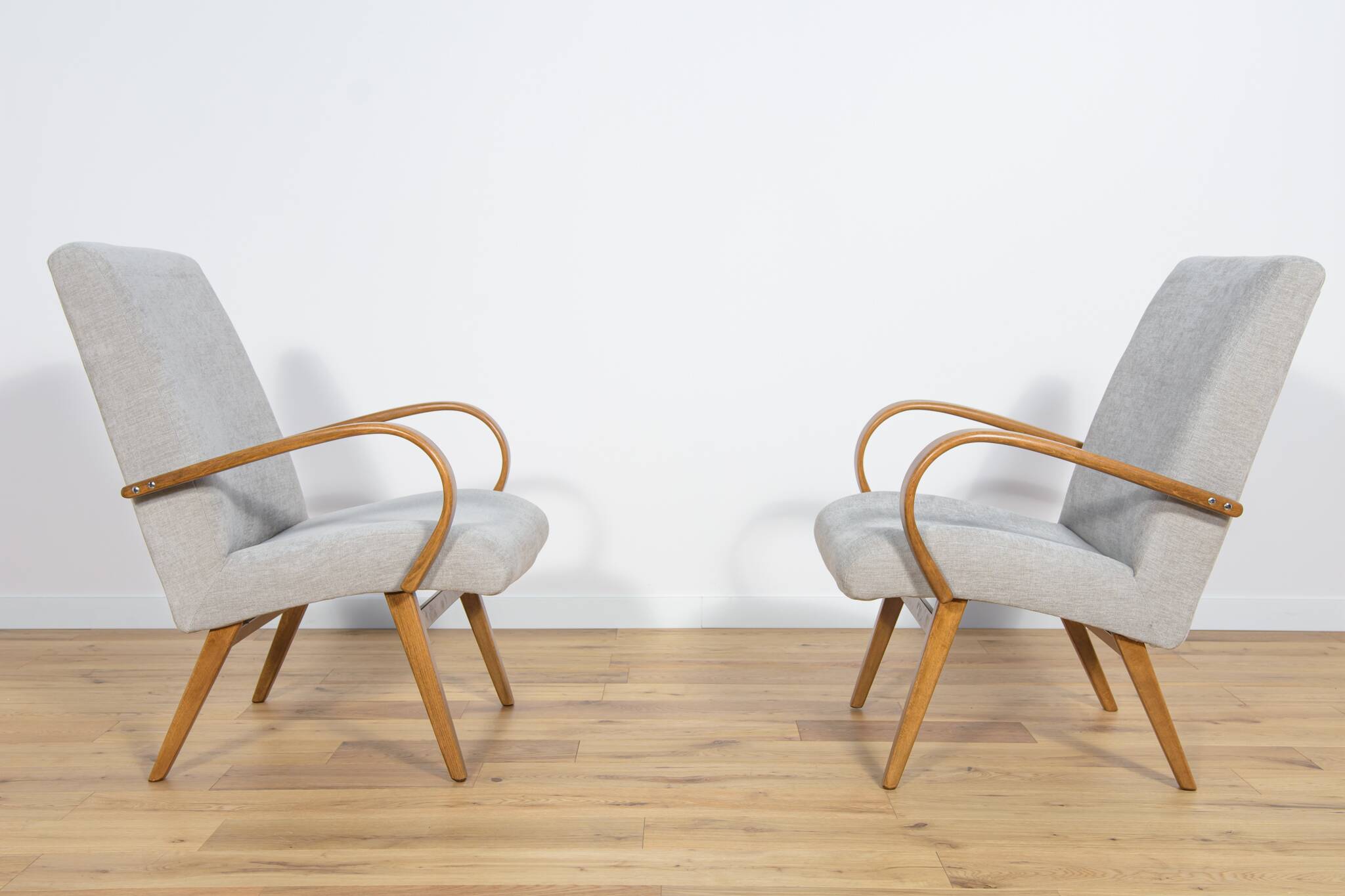 Fauteuils Modèle 53 par Jaroslav Smidek pour Ton, 1960s, Set de 2
