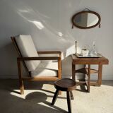 Small oval Art Deco mirror in brown and gold 33x54.