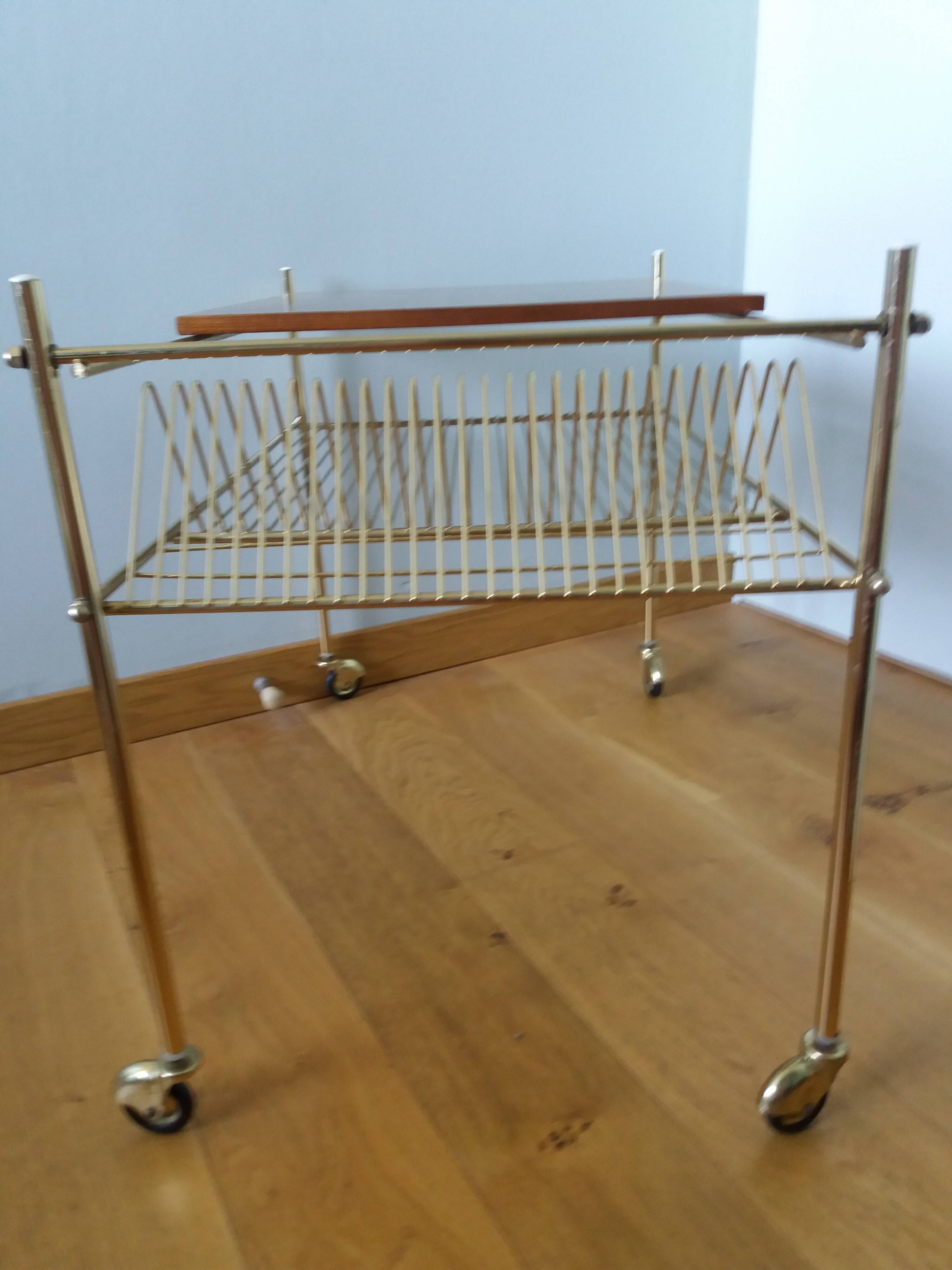 Vinyl hi-fi console with wheels in gold metal and wood