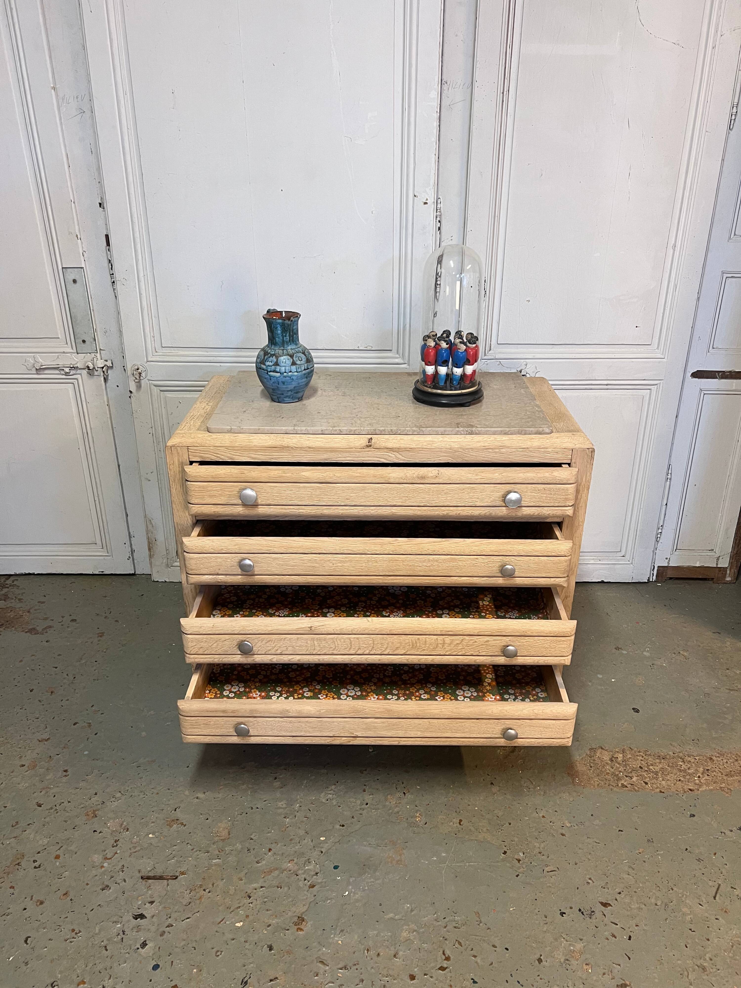 Commode vintage chêne brut