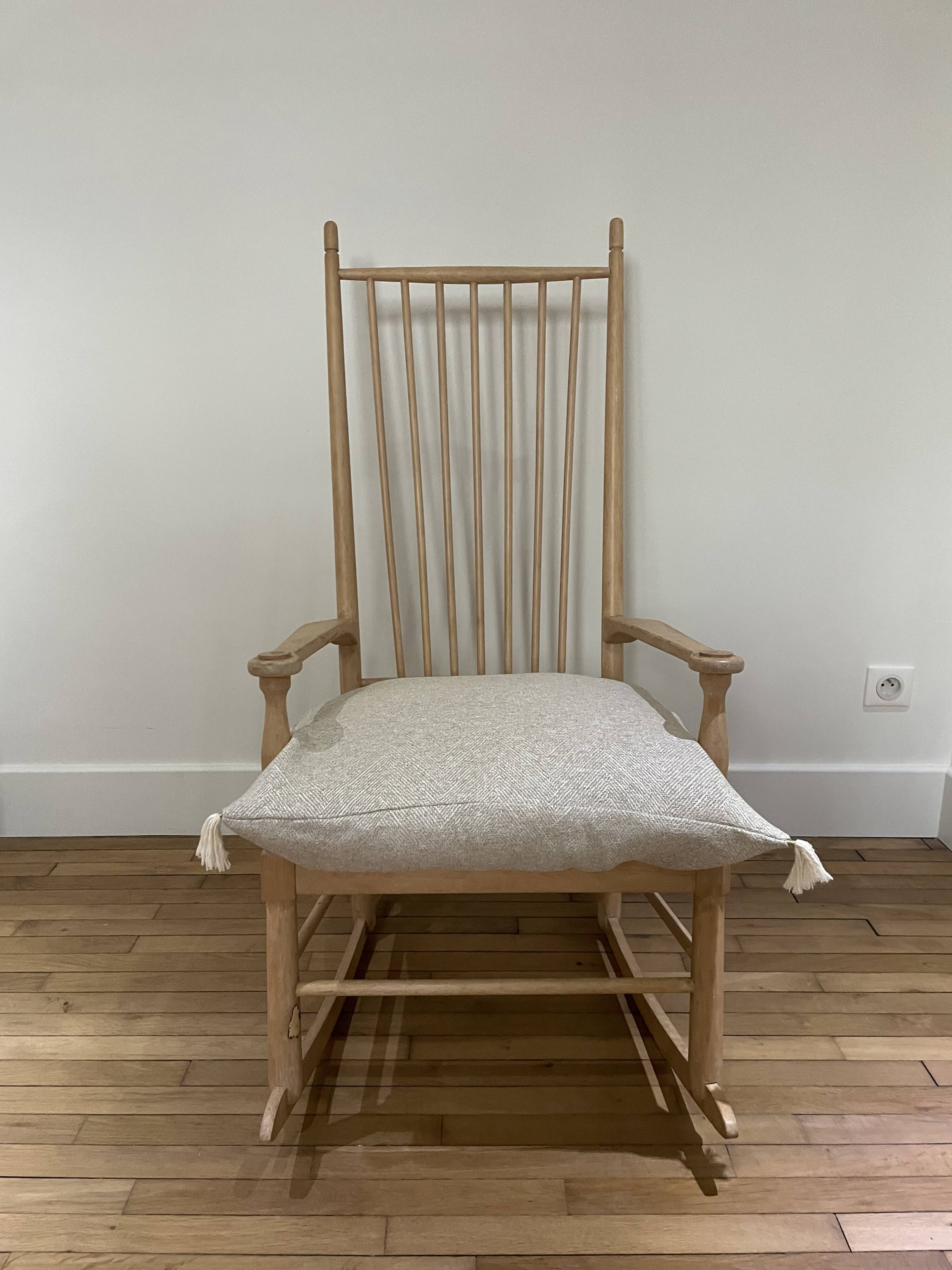 Vintage rocking chair