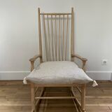 Vintage rocking chair
