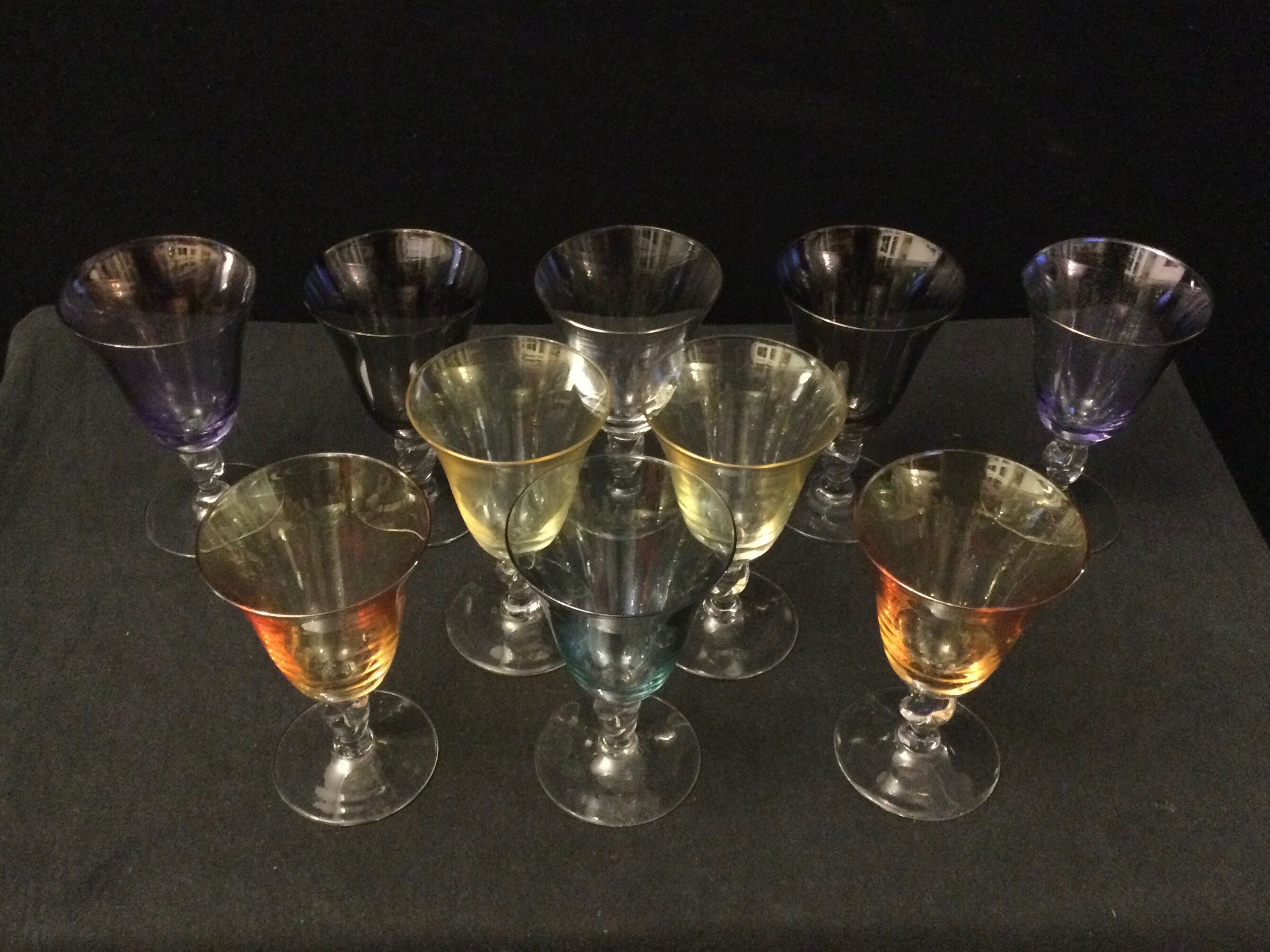 Serie de 10 verres de couleurs