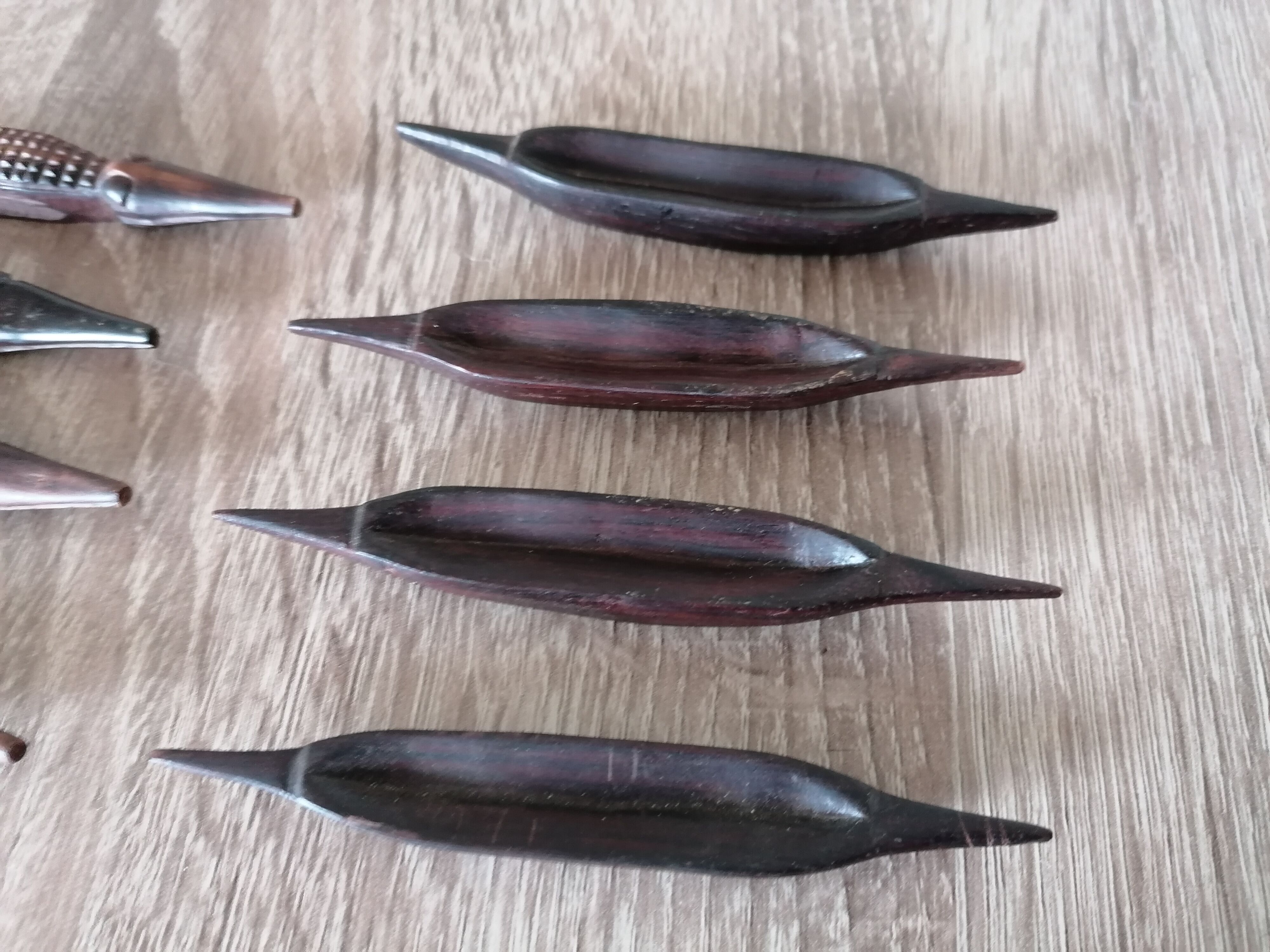 8 exotic wood holder knives