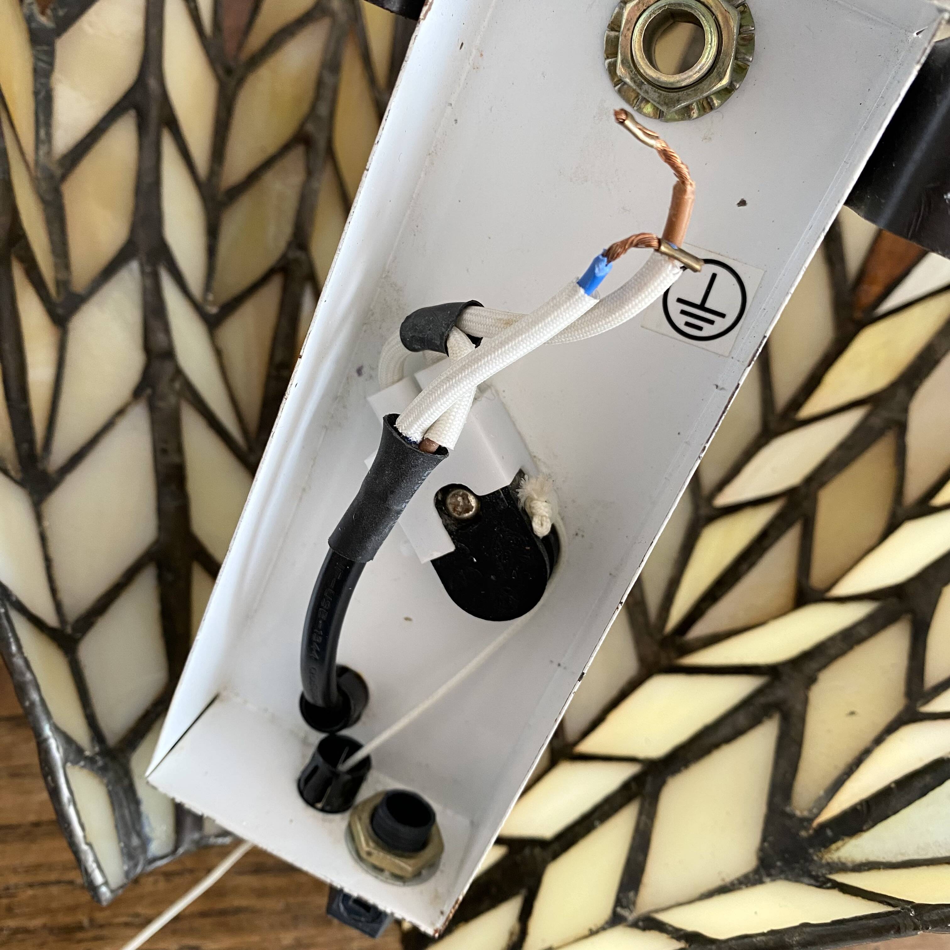 Tiffany style stained glass wall light