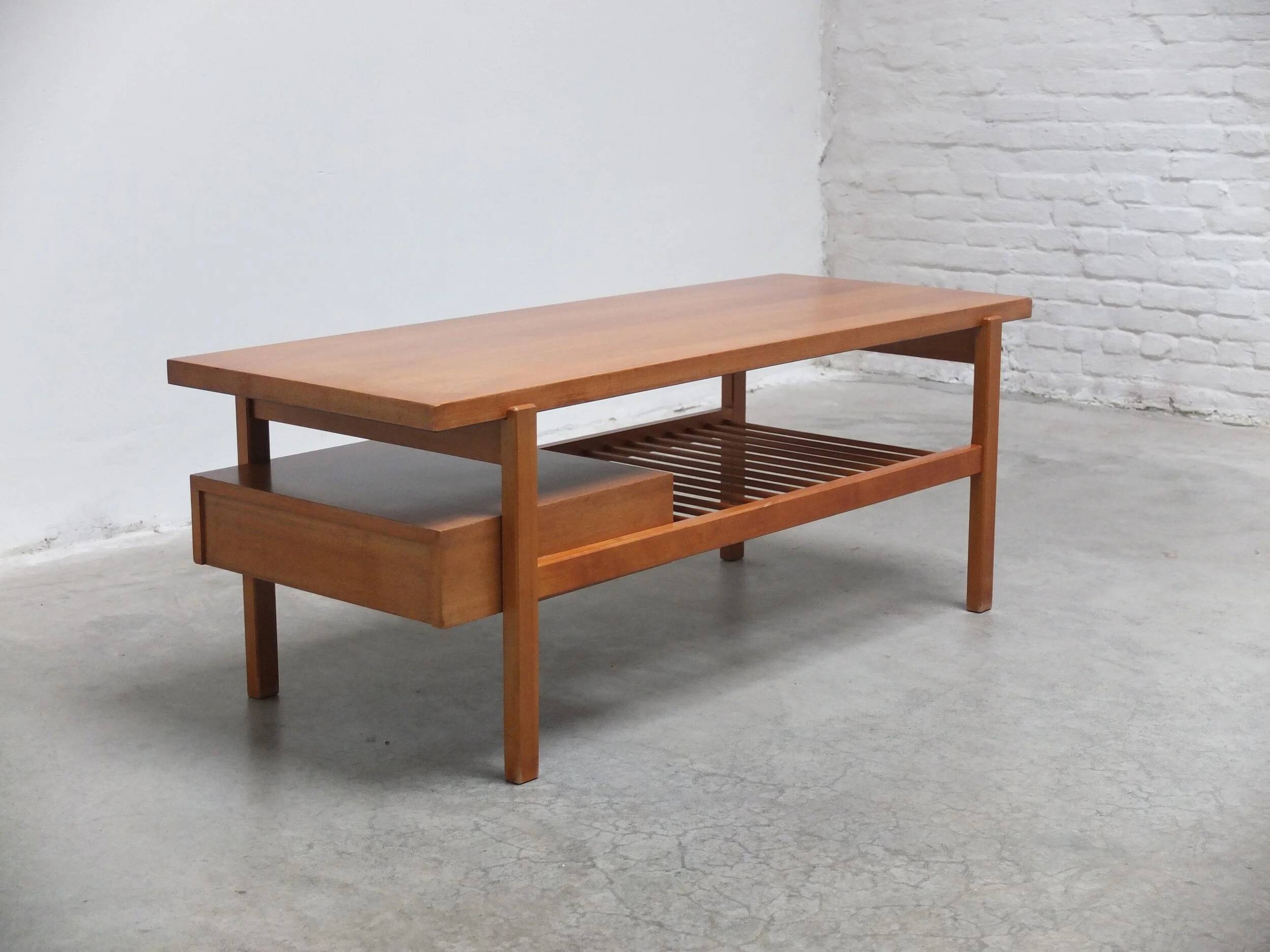 Table basse double face rare par Jos De Mey pour Van Den Berghe-Pauvers, années 1960.