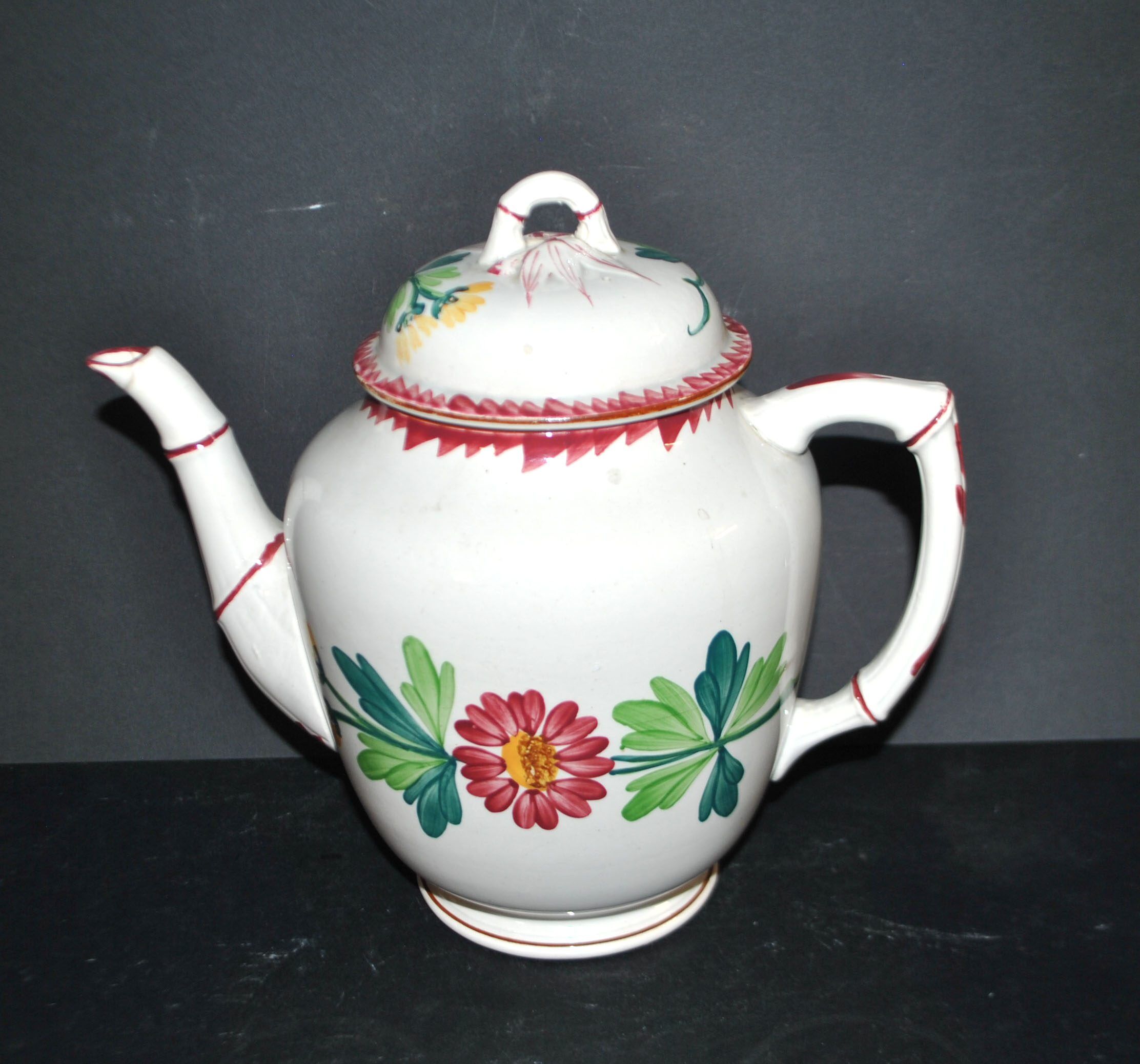 Sarreguemines coffee pot, Colmar polychrome decoration, bamboo shape, 1930.