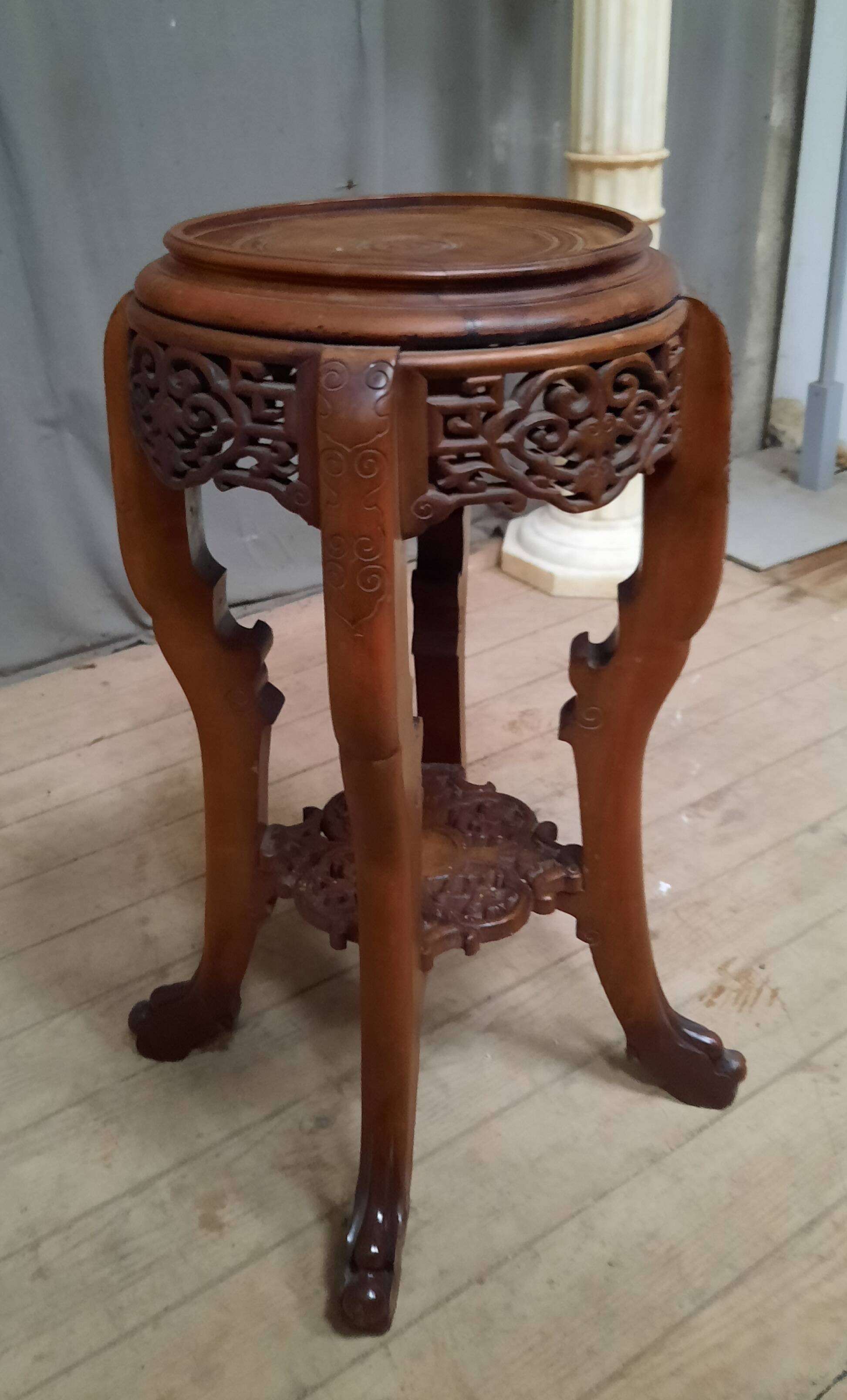 Small far eastern pedestal table
