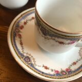 Série de 9 tasses anciennes