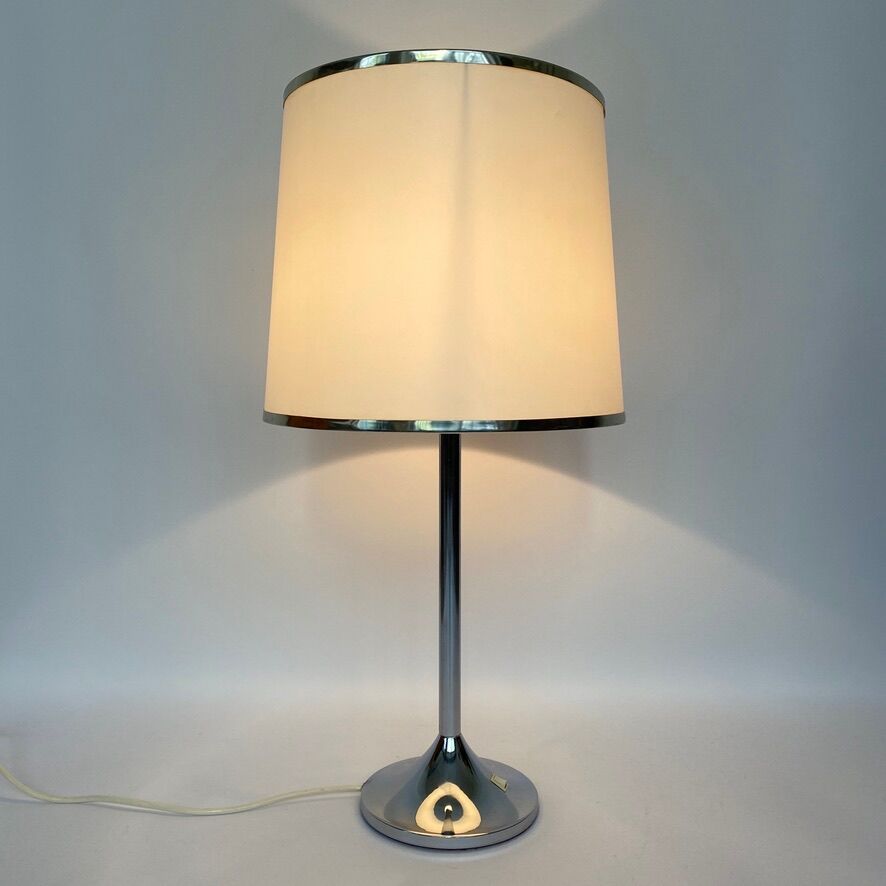 Vintage lamp 70