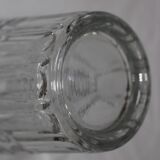 Glass vase with geometric patterns