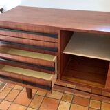 Sideboard in tek