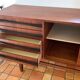 Sideboard in tek