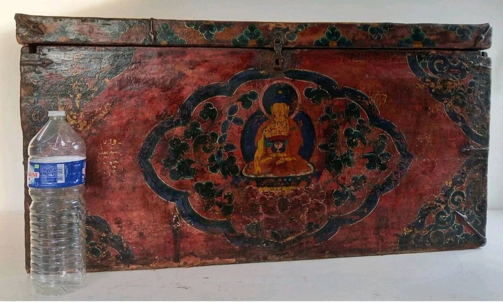 Large antique Tibetan wooden chest with Buddha painting, 18th century