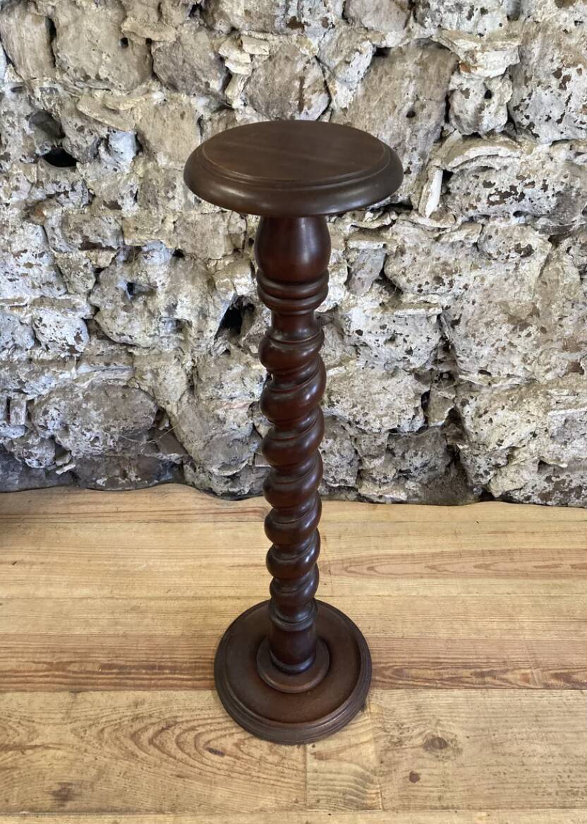 Solid wood column harness turned 1940